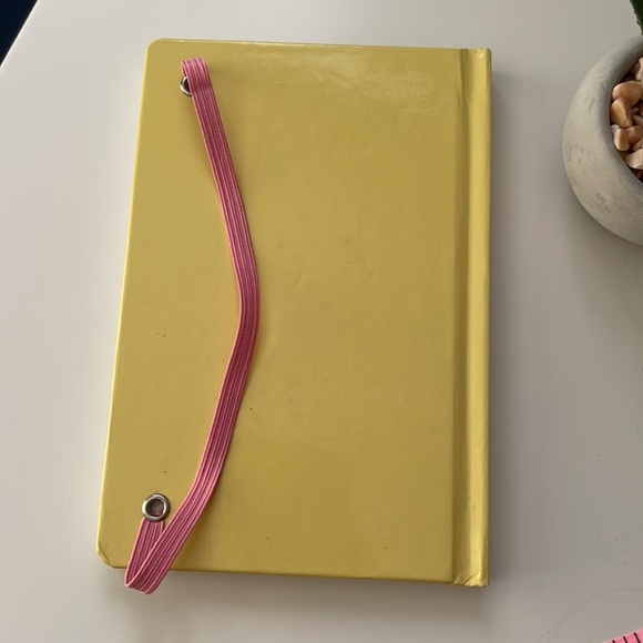 Small journal - she decided to start living the life she’d imagined - Picture 11 of 13